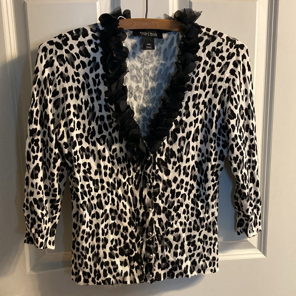 Size XS White House Black Market Top